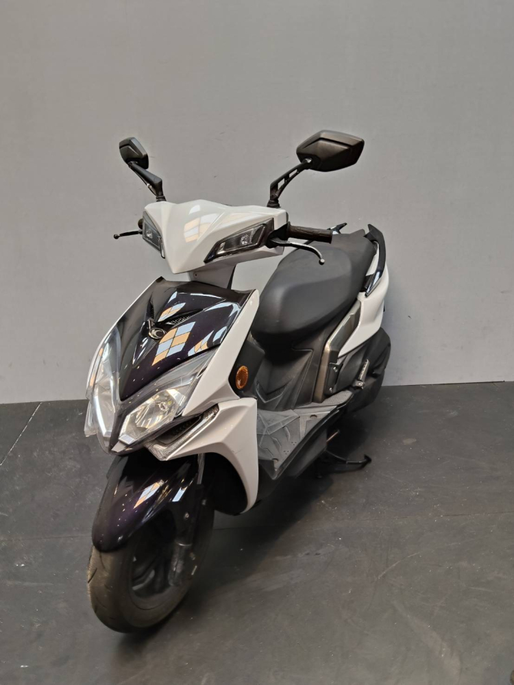 雷霆S125
